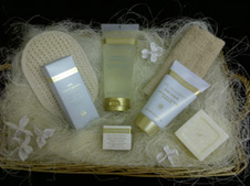 Pamper gift basket