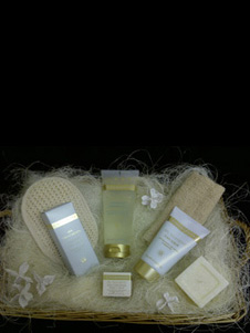 Pamper gift basket
